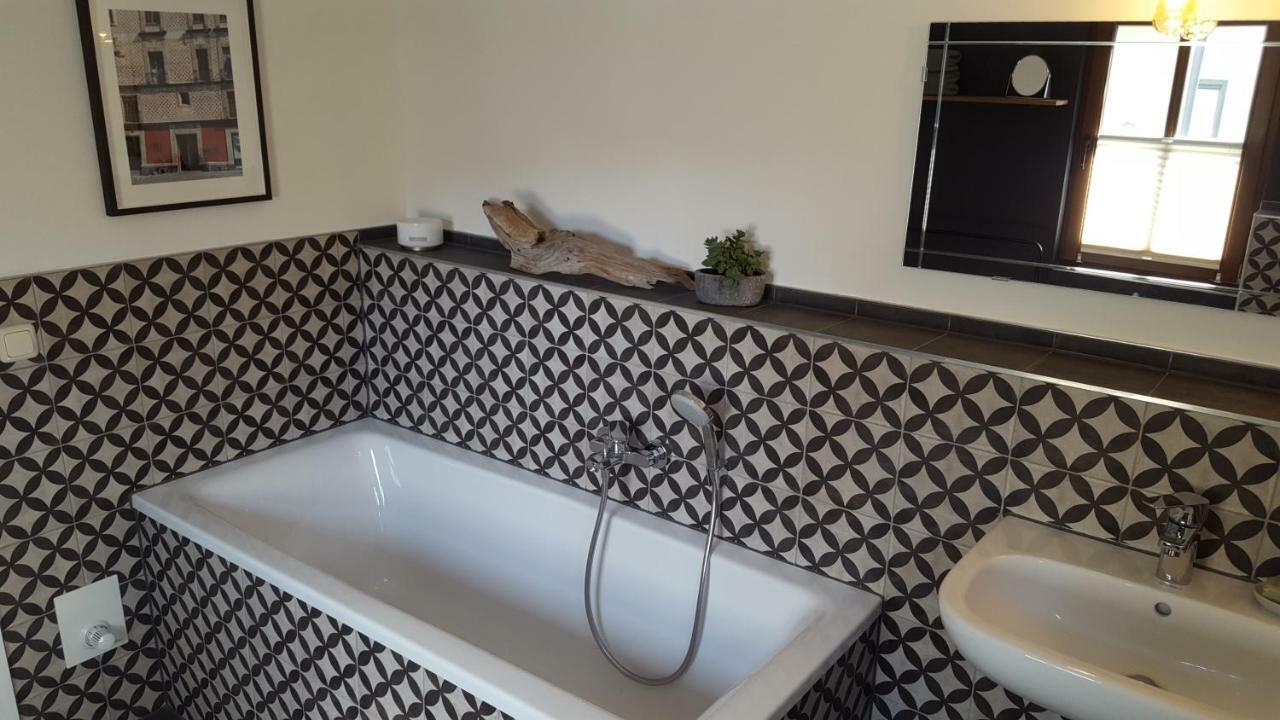 הוילה ארפורט Haus Zum Wilden Manne מראה חיצוני תמונה